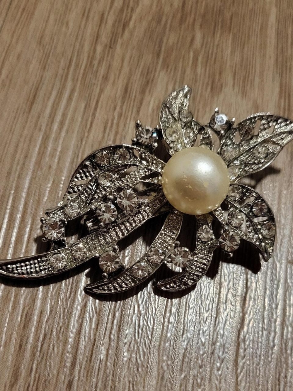 Silver-Tone Pearl & Crystal Floral Brooch - Women Jewelry